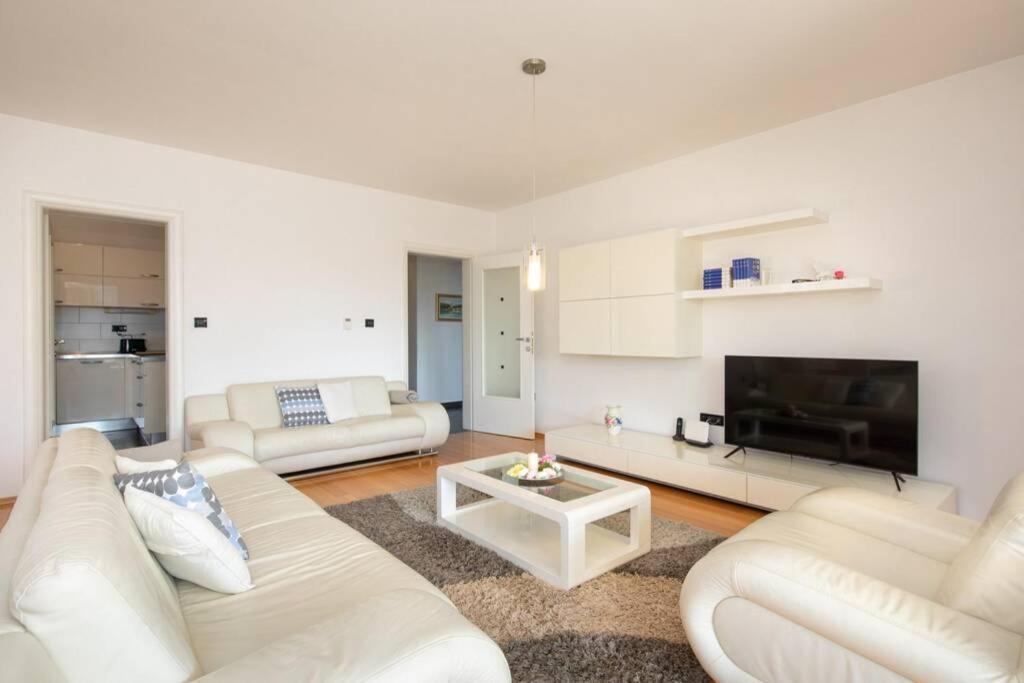 Apartment Natali Punat- Free Parking On Premises Exterior foto